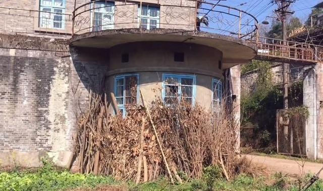 深山遗孤 探访重庆废弃军工厂的寂静岁月